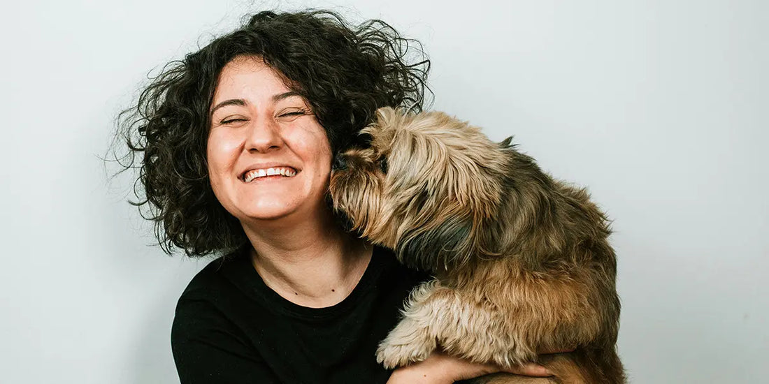Cadeau fête des mères pour une maman qui aime son chien : nos 5 chaussettes personnalisées qui font pleurer (de joie)