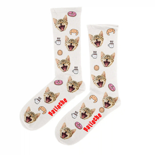 Chaussettes kawaii gourmand café croissant avec portrait de chat - design Pattoche