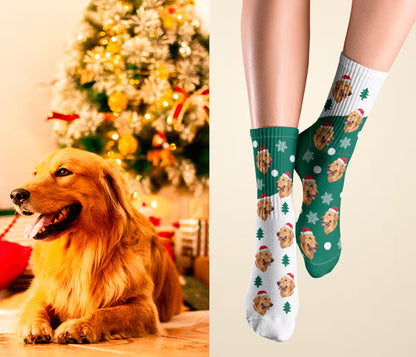 Chaussettes de Noël vertes et blanches personnalisées avec la tête d'un Golden Retriever