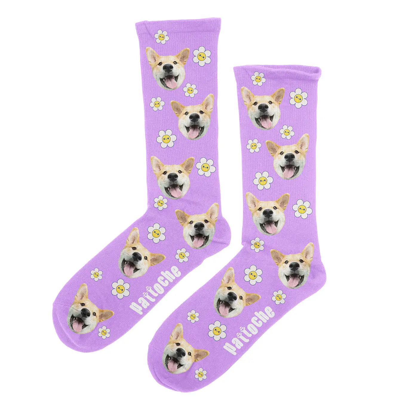 Chaussettes Daisy personnalisées mauve avec portrait de chien - design marguerites kawaii Pattoche